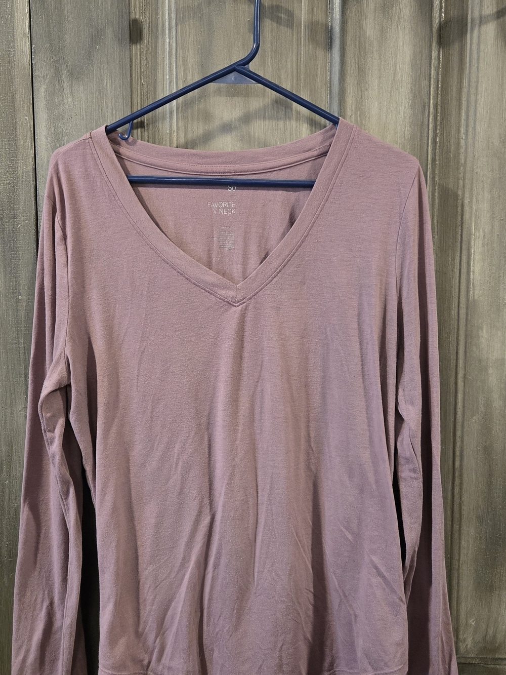 SO Long-Sleeve V-Neck Top - Mauve